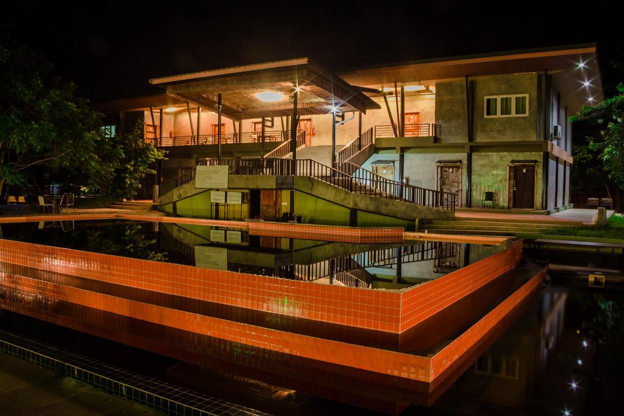 The Riverpool Resort And Spa Kanchanaburi Exteriér fotografie